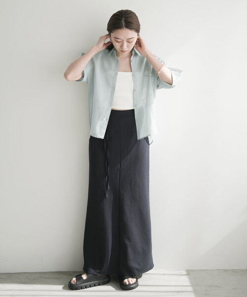 【IENA × EMILY WEEK】バンドゥクロップトキャミ EMILY WEEK（エミリーウィーク） 「追加」「ESSENTIAL」サテン