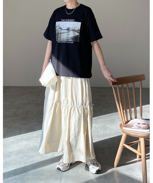 She's Closet(シーズクローゼット)の「Aラインボリュームフレアワッシャーシャーリングティアードロングスカート(スカート・レディース・ベージュ/アイボリー/オリーブ/ブラック・FREE)」の8枚目の写真