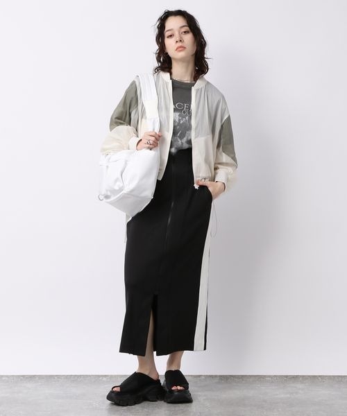 JEANASIS(ジーナシス)の「ビンテージROCK TEE/903949(Tシャツ/カットソー・レディース・ホワイト/チャコールグレー/ブラック・FREE)」の18枚目の写真