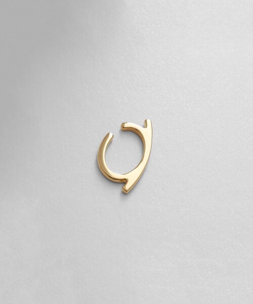 COCOSHNIK(ココシュニック)の「シルバー ソリッドイヤーカフ フラットアーク GP(イヤーカフ・レディース・ホワイト系その他7・00)」の1枚目の写真