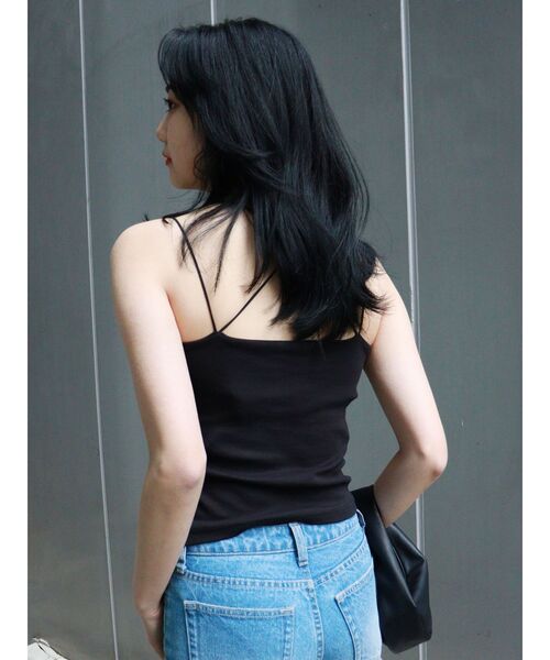 MURUA(ムルーア)の「クロスストラップキャミソール(カップ付き)(Tシャツ/カットソー・レディース・ホワイト/ブラック/ブルー・FREE)」の6枚目の写真