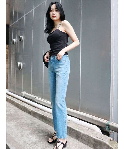 MURUA(ムルーア)の「クロスストラップキャミソール(カップ付き)(Tシャツ/カットソー・レディース・ホワイト/ブラック/ブルー・FREE)」の7枚目の写真