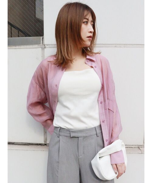 MURUA(ムルーア)の「クロスストラップキャミソール(カップ付き)(Tシャツ/カットソー・レディース・ホワイト/ブラック/ブルー・FREE)」の14枚目の写真