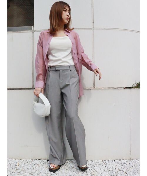 MURUA(ムルーア)の「クロスストラップキャミソール(カップ付き)(Tシャツ/カットソー・レディース・ホワイト/ブラック/ブルー・FREE)」の15枚目の写真