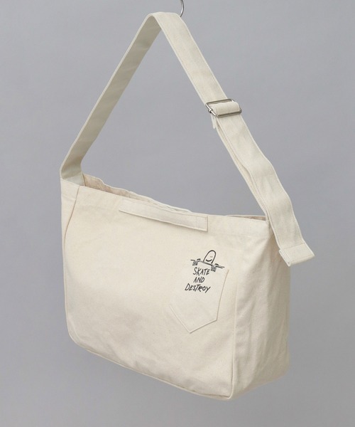 THRASHER（スラッシャー）の「キャンバス ショルダーバッグ ハンドル付き （GONZ・マグロゴ）（ショルダーバッグ・メンズ・オフホワイト/ブラック/ホワイト系その他/ブラック系その他・FREE）」の19枚目の写真