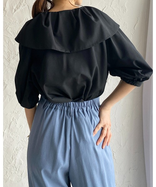 She's Closet(シーズクローゼット)の「フリル襟付きビッグカラー半袖タックパフスリーブブラウス(シャツ/ブラウス・レディース・グリーン/ホワイト/ブラック/モカ・FREE)」の9枚目の写真