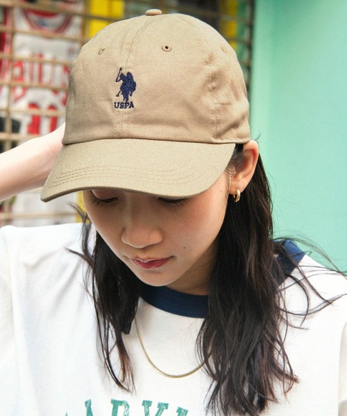 U.S. POLO ASSN.(ユーエスポロアッスン)の「U.S. POLO ASSN. /ユーエスポロアッスン 別注 ロゴ刺繍 ツイルキャップ(キャップ・メンズ・ベージュ/ネイビー/ブラック/アイボリー・FREE)」の3枚目の写真