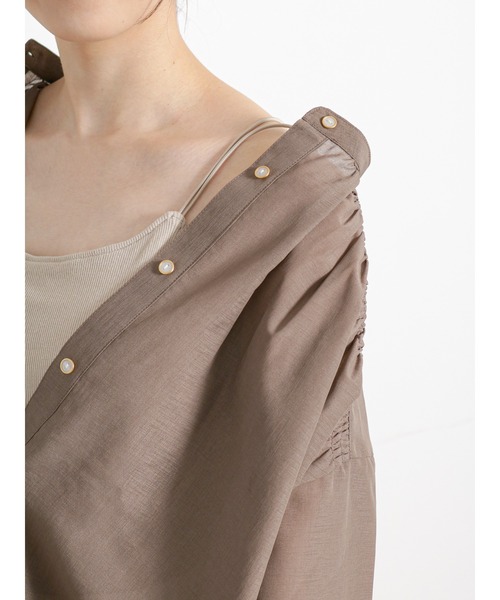 Te chichi TERRASSE（テチチテラス）の「ナローストラップカップ付キャミソール（キャミソール・レディース・モカ/ブラック/オフホワイト・F）」の14枚目の写真