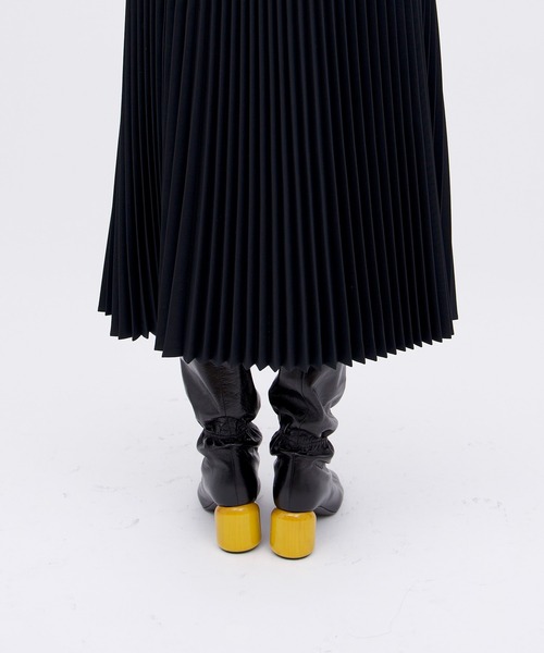 JIL SANDER（ジルサンダー）の「JIL SANDER NIKKI 411 MILITARE+HEEL GIALLO（ブーツ・レディース・ブラック・36/38/37/39）」の6枚目の写真