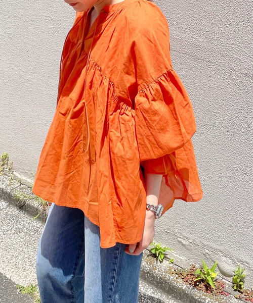 LOWRYS FARM（ローリーズファーム）の「コットンボイルスキッパーブラウス　960898（シャツ/ブラウス・レディース・オレンジ/ホワイト/ブラック・FREE）」の9枚目の写真