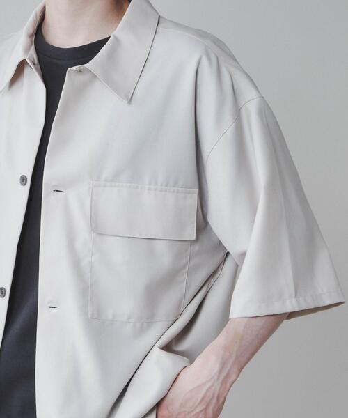 LUCY(ルーシー)の「LUCY/【セットアップ対応】TR フラップポケットBIGシャツ(シャツ/ブラウス・メンズ・ブラック/アイボリー/ブルー・MEDIUM/LARGE)」の8枚目の写真