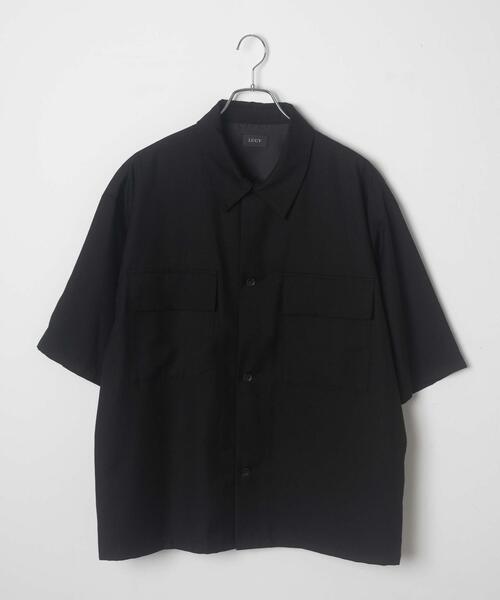 LUCY(ルーシー)の「LUCY/【セットアップ対応】TR フラップポケットBIGシャツ(シャツ/ブラウス・メンズ・ブラック/アイボリー/ブルー・MEDIUM/LARGE)」の17枚目の写真