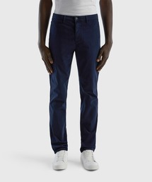 ストレッチスリムチノパンツ