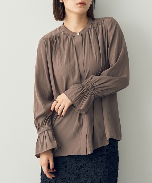 YECCA VECCA(イェッカヴェッカ)の「キャンディスリーブギャザーブラウス(シャツ/ブラウス・レディース・モカ/ラベンダー/アイボリー/ブラック・FREE)」の3枚目の写真