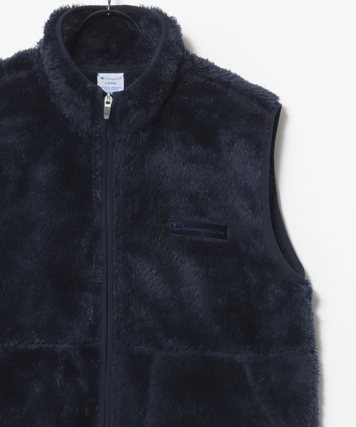 Champion(チャンピオン)の「Champion/チャンピオン SHERPA FLEECE ZIP VEST/シェルパフリース ロゴ ワンポイント刺繍 ジップベスト/ボアジャケット/テックベスト レディース メンズ(ベスト・メンズ・ブルー/ベージュ/ダークグリーン/ブラック/チャコール/ネイビー/ブラウン・XL/L/M)」の6枚目の写真