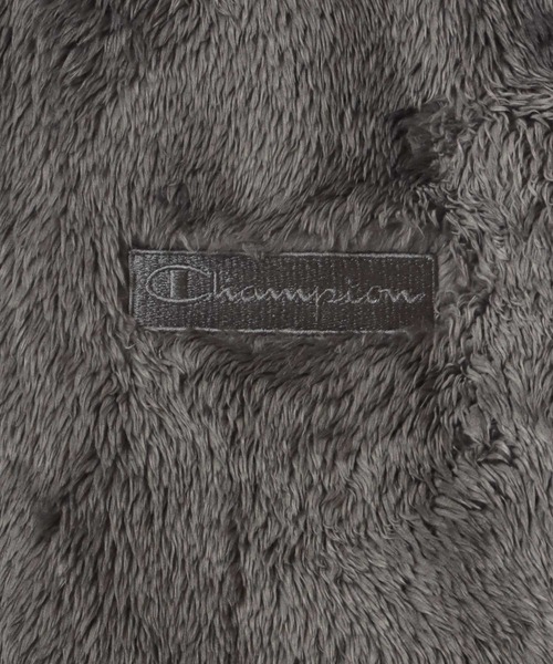 Champion(チャンピオン)の「Champion/チャンピオン SHERPA FLEECE ZIP VEST/シェルパフリース ロゴ ワンポイント刺繍 ジップベスト/ボアジャケット/テックベスト レディース メンズ(ベスト・メンズ・ブルー/ベージュ/ダークグリーン/ブラック/チャコール/ネイビー/ブラウン・XL/L/M)」の16枚目の写真