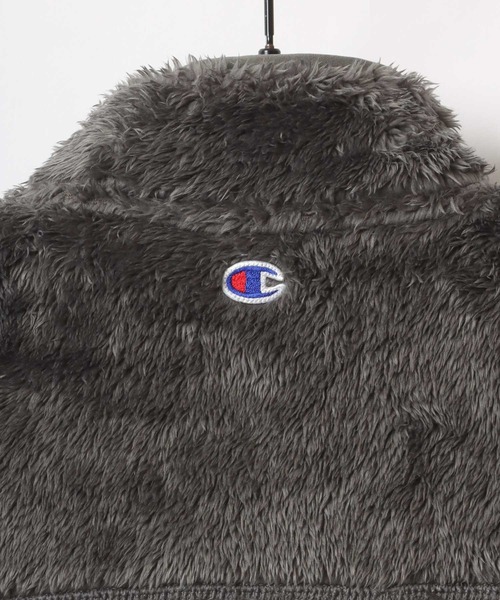 Champion(チャンピオン)の「Champion/チャンピオン SHERPA FLEECE ZIP VEST/シェルパフリース ロゴ ワンポイント刺繍 ジップベスト/ボアジャケット/テックベスト レディース メンズ(ベスト・メンズ・ブルー/ベージュ/ダークグリーン/ブラック/チャコール/ネイビー/ブラウン・XL/L/M)」の15枚目の写真