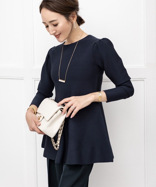 UR'S（ユアーズ）の「パフスリーブペプラムニットトップス（ニット/セーター・レディース・ホワイト/ダークネイビー/グレイッシュベージュ・S/M/L）」の15枚目の写真