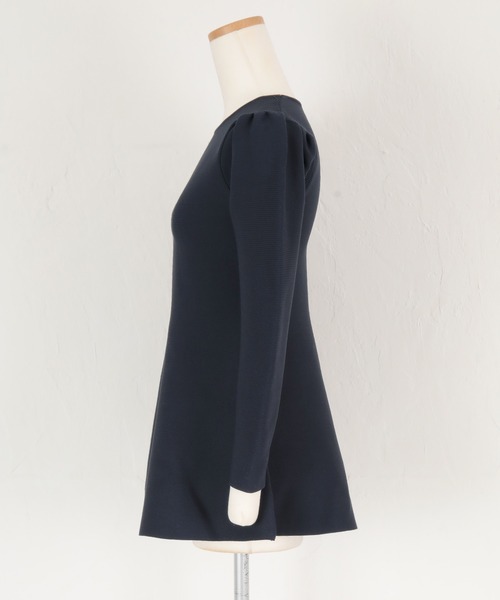 UR'S（ユアーズ）の「パフスリーブペプラムニットトップス（ニット/セーター・レディース・ホワイト/ダークネイビー/グレイッシュベージュ・S/M/L）」の20枚目の写真