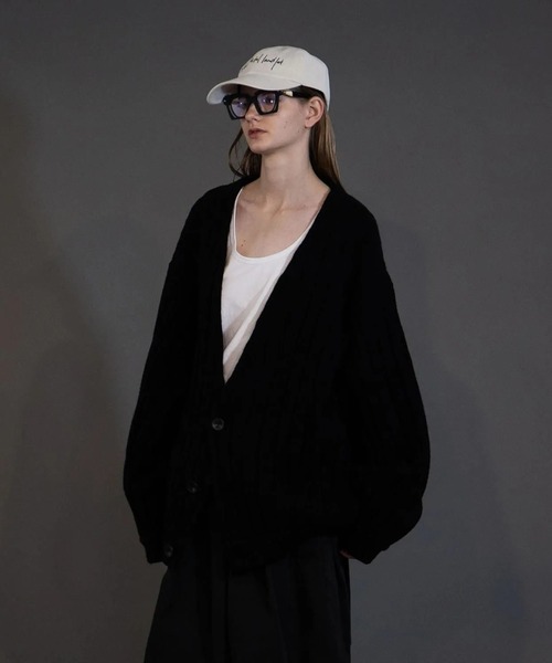 my beautiful landlet(マイビューティフルランドレット)の「【my beautiful landlet】 RIB KNIT VOLUME CARDIGAN(カーディガン/ボレロ・メンズ・ブラック/ブラウン・1/0)」の15枚目の写真