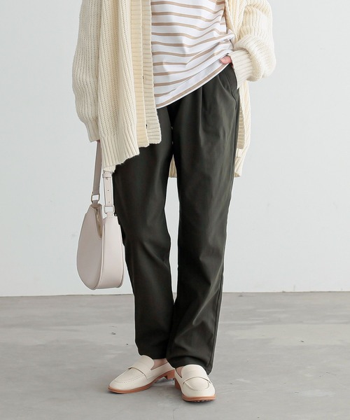 osharewalker（オシャレウォーカー）の「『裏起毛フレキシンテーパードパンツ』（その他パンツ・レディース・ブラック/カーキ/ダークパープル/ダークネイビー/ブラウン/チャコール・S/M/L/LL/3L）」の4枚目の写真