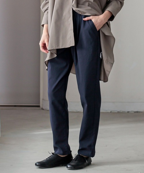 osharewalker（オシャレウォーカー）の「『裏起毛フレキシンテーパードパンツ』（その他パンツ・レディース・ブラック/カーキ/ダークパープル/ダークネイビー/ブラウン/チャコール・S/M/L/LL/3L）」の5枚目の写真