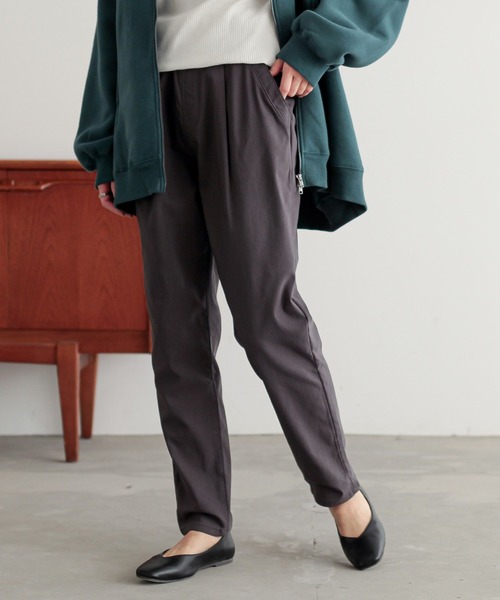 osharewalker（オシャレウォーカー）の「『裏起毛フレキシンテーパードパンツ』（その他パンツ・レディース・ブラック/カーキ/ダークパープル/ダークネイビー/ブラウン/チャコール・S/M/L/LL/3L）」の15枚目の写真