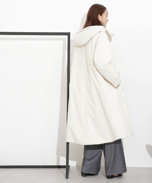 NANO universe（ナノユニバース）の「サーモライト(R)撥水中綿コート（モッズコート・レディース・ブラック/オフホワイト・S/M）」の8枚目の写真