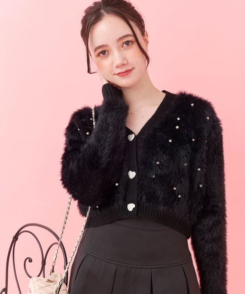 Crea titty&Co. PETIT（クレアティティーアンドコープチ）の「【Crea titty&Co.PETIT】ハートボタン付きビジューカーディガン（カーディガン/ボレロ・レディース・ブラック/ホワイト・FREE）」の8枚目の写真