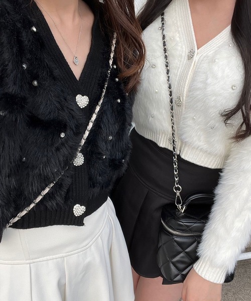 Crea titty&Co. PETIT（クレアティティーアンドコープチ）の「【Crea titty&Co.PETIT】ハートボタン付きビジューカーディガン（カーディガン/ボレロ・レディース・ブラック/ホワイト・FREE）」の19枚目の写真