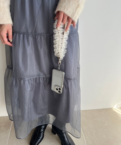 Me%（ミィパーセント）の「【ストラップシート付き】チュールハンドルストラップ　993222（スマホグッズ・レディース・ブラック/ベージュ/グレー・FREE）」の8枚目の写真