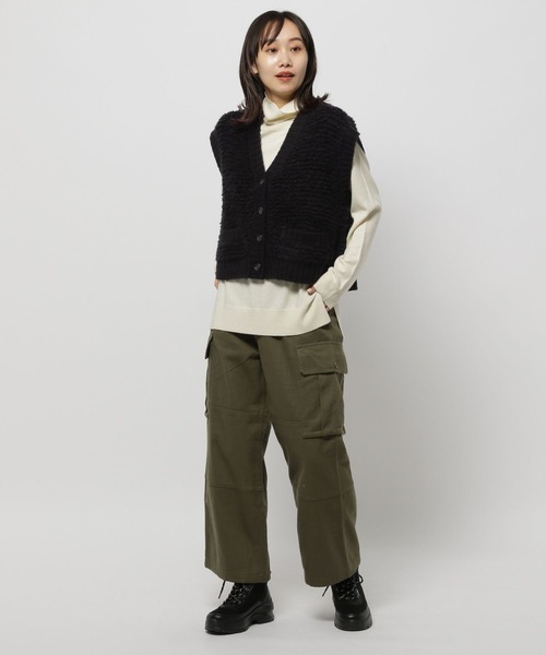 niko and...（ニコアンド）の「ループボタンニットベスト（ベスト・レディース・アイボリー/ブラック・FREE）」の6枚目の写真