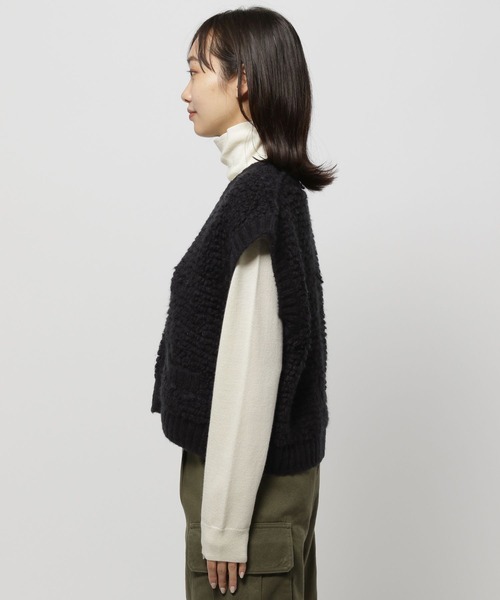 niko and...（ニコアンド）の「ループボタンニットベスト（ベスト・レディース・アイボリー/ブラック・FREE）」の12枚目の写真