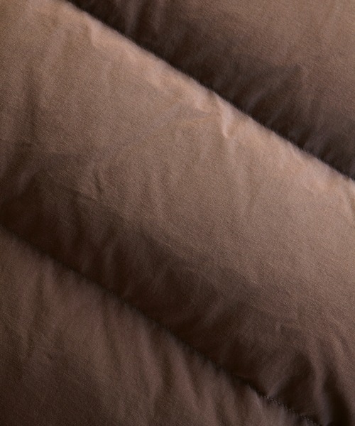 SIERRA DESIGNS（シェラデザイン）の「【SIERRA DESIGNS】レディース ピーチスキンダウンベスト/WOMEN'S DOWN VEST（ダウンベスト・レディース・オリーブ/ベージュ/ブラック/ブラウン・SMALL/MEDIUM）」の8枚目の写真