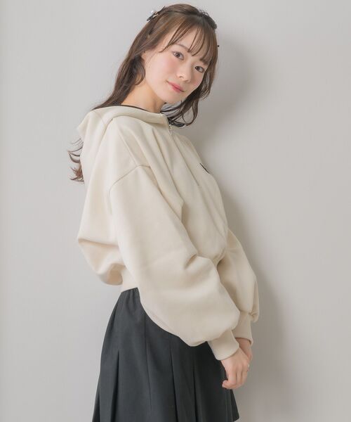 ems excite(エムズエキサイト)の「ハーフZIPショートフーディー(パーカー・レディース・ピンク/ブルー/ナチュラル・FREE)」の10枚目の写真