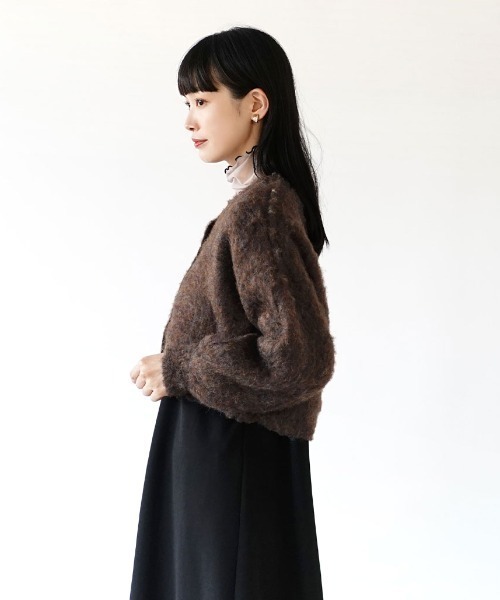 MIMIMEMETE（ミミメメット）の「モヘアリーニット クルーネックカーディガン（カーディガン/ボレロ・レディース・アイボリー/ブラウン/ブルー・M）」の14枚目の写真