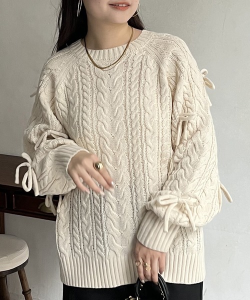 prose verse（プロズヴェール）の「袖リボンケーブルニット（ニット/セーター・レディース・アイボリー/グレー/ブラック・ﾌﾘ-）」の4枚目の写真