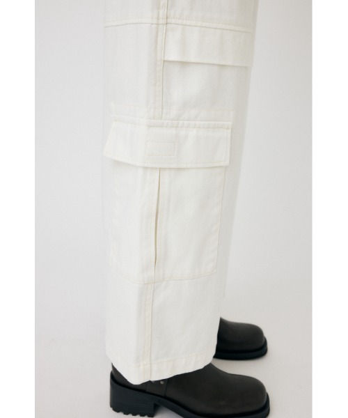 MOUSSY(マウジー)の「LOWRISE CARGO WHT STRAIGHT(デニムパンツ・レディース・オフホワイト・2/0/1)」の13枚目の写真