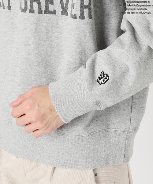 PLAYBOY（プレイボーイ）の「【PLAYBOY / プレイボーイ】別注 P.B Sports Club プリントスウェット（スウェット・メンズ・ブラック/グレー・MEDIUM/LARGE）」の12枚目の写真