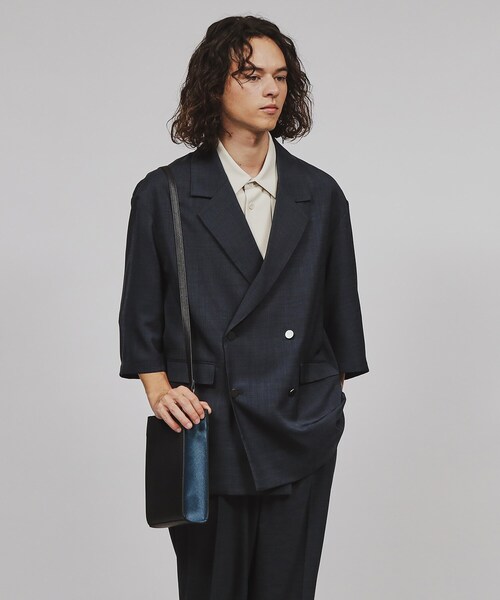 tk.TAKEO KIKUCHI(ティーケータケオキクチ)の「◆スクエアボックスショルダーバッグ(ユニセックスアイテム)(ショルダーバッグ・メンズ・グレー系その他2/グレー系その他3/ブラック系4/ブラック系5/ベージュ/ブラック系/ライトパープル/ベージュ系4/ベージュ系6/ダークグリーン系/ブラック系1/ブラック系3/ブラック/ブラウン系その他6/ブルー系その他6/ブルー系6/ブラック系8/ブラック系その他2/ブラック系その他/ブラック系7/ブラック系その他3/ブラック系2・00)」の9枚目の写真