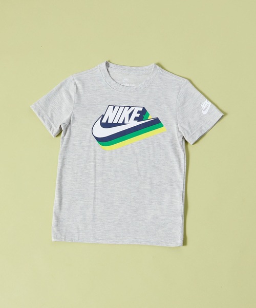 NIKE（ナイキ）の「NIKE NKB GRADIENT FUTURA ショートスリーブ TEE（Tシャツ/カットソー・キッズ・ホワイト/グレー/ブラック・105cm/110cm/115cm/120cm）」の3枚目の写真