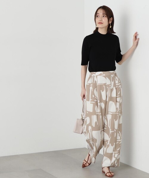 N.（N. Natural Beauty Basic）（エヌエヌナチュラルビューティーベーシック）の「◆総針ボトルネック５分袖ニット（ニット/セーター・レディース・ブラック/オフホワイト/グレー/ブルー/レッド/コーラルピンク/イエロー系その他・MEDIUM）」の12枚目の写真