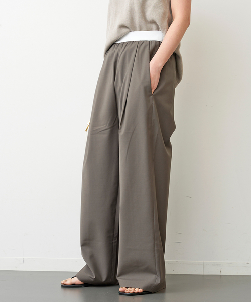 tibi(ティビ)の「*【TIBI/ティビ】 WAIST GOM ワイドパンツ(その他パンツ・レディース・カーキ・38/36)」の2枚目の写真