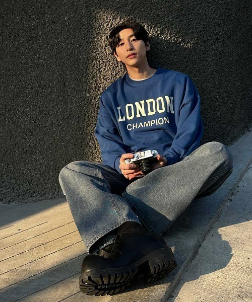 ASCLO（エジュクロ）の「ASCLO Double Tuck Denim Pants（デニムパンツ・メンズ・ライトブルー/ブラック・MEDIUM/LARGE）」の4枚目の写真