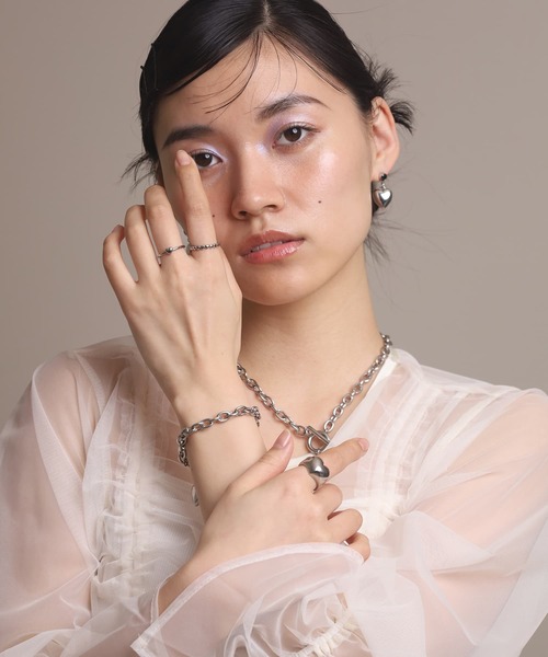 LHME(エルエイチエムイー)の「【WEB限定】“Moment”ポイントハートチェーンブレスレット/サージカルステンレス(金属アレルギー対応)【LHME / エルエイチエムイー】(ブレスレット・レディース・シルバー/ゴールド・ONE SIZE)」の20枚目の写真