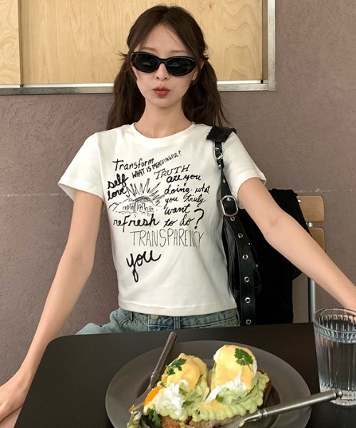 セール】プリントロゴ 半袖Tシャツ 韓国風 ショート丈（Tシャツ