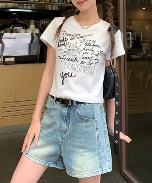 セール】プリントロゴ 半袖Tシャツ 韓国風 ショート丈（Tシャツ