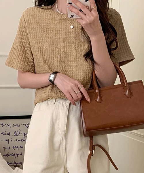 AMELY(エミリー)の「リップルTシャツ(Tシャツ/カットソー・レディース・ブラック/ブルー/モカ/ホワイト・M/L/XL)」の13枚目の写真