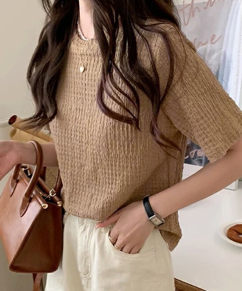 AMELY(エミリー)の「リップルTシャツ(Tシャツ/カットソー・レディース・ブラック/ブルー/モカ/ホワイト・M/L/XL)」の14枚目の写真