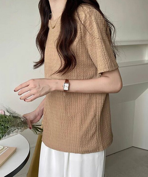 AMELY(エミリー)の「リップルTシャツ(Tシャツ/カットソー・レディース・ブラック/ブルー/モカ/ホワイト・M/L/XL)」の16枚目の写真
